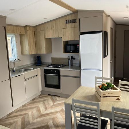 4 Persoons Chalet Hz 21 Lauwersoog Ngoại thất bức ảnh